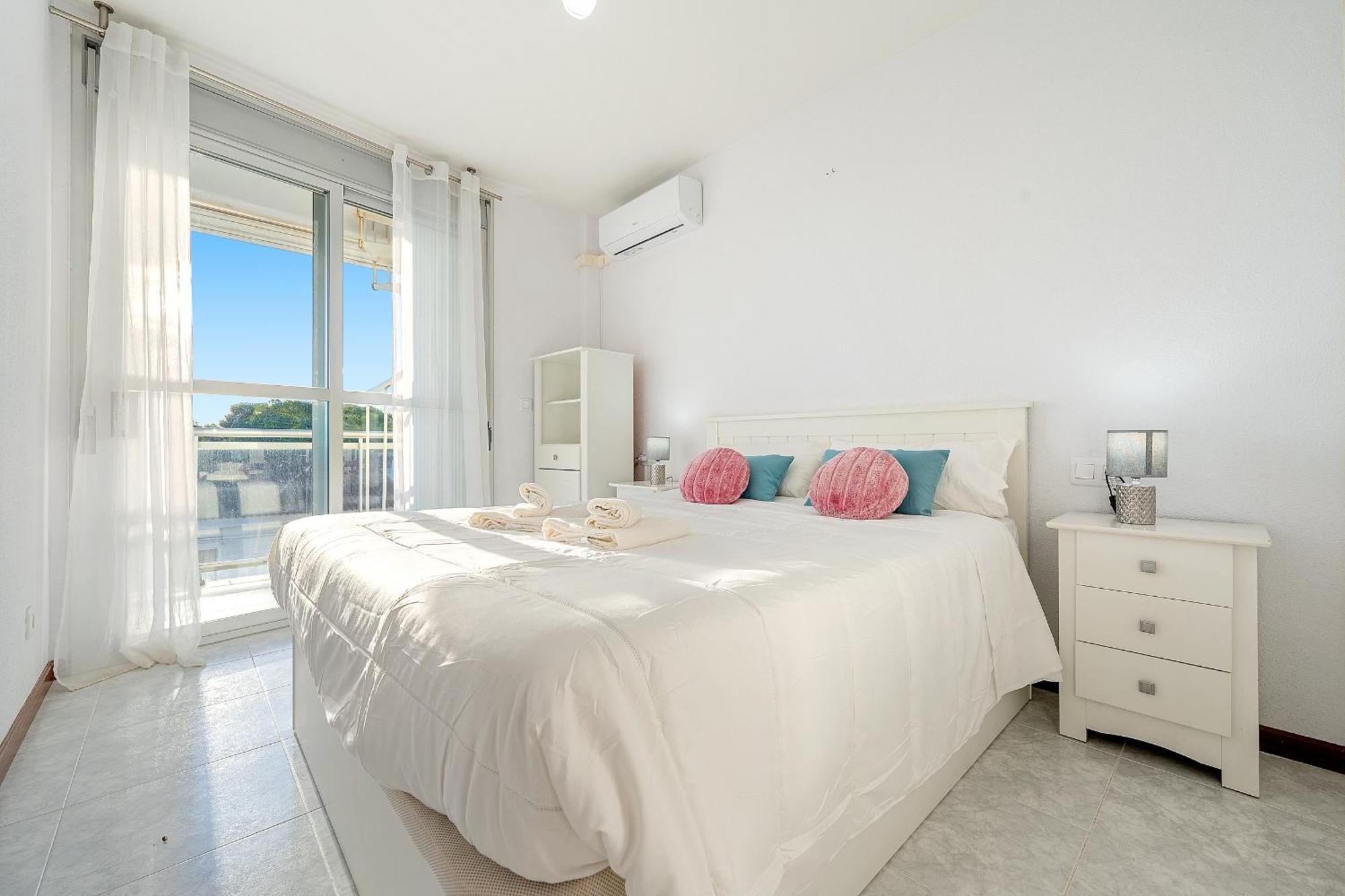 Hauzify I Apartaments Blue Riviera Miami Playa Exterior photo